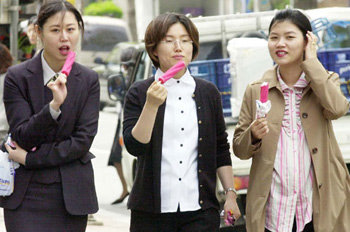 서울 22도 여름같은 봄