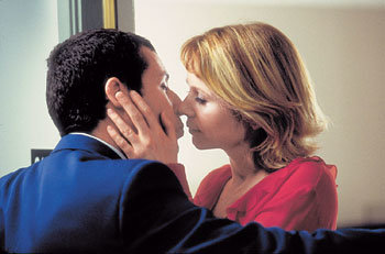 \"사랑이랑 참 이상도 하지\"