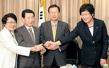 막내린 박희태 체제