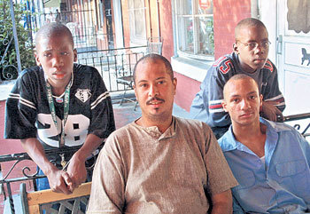 미 올해의 가족 아버지는 동성애자