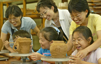 꼬마 도예가 즐거운 한때