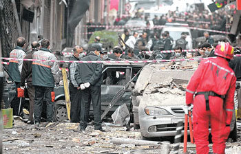 이번엔 터키 테러 300여명 사상