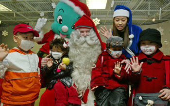 소아암 어린이 찾은 핀란드 산타클로스