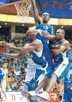 TG산타 김주성 20승 선물