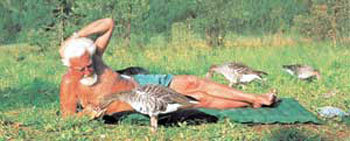 거위는 나를 엄마처럼 따랐다