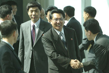 전력 심포지엄 북대표단 입국