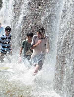 서울 32.5도 즐거운 동심