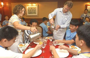 영어로만 말해요