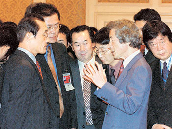 북 미국에 달렸다