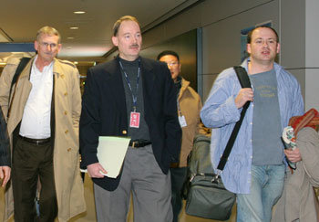 미국 위폐 조사단 입국