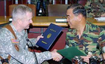 근접항공지원 통제 임무 이양