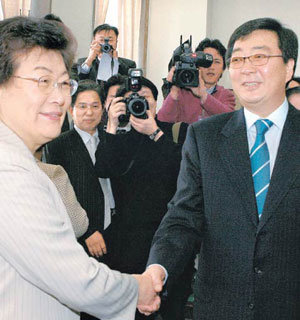 국회에서 공천장 받고