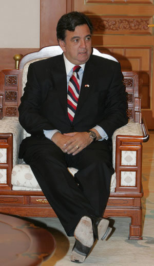 발로 뛰는 주지사