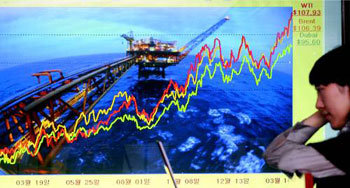 국제유가 연일 신기록 107.9달러