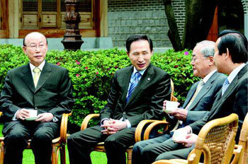 기독교 원로들과 오찬