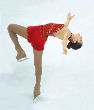 김연아, 라이벌 안도 미키 꺾고 피겨 그랑프리 1차 우승