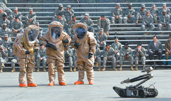 9년 만에 한국 재배치된 미화학부대