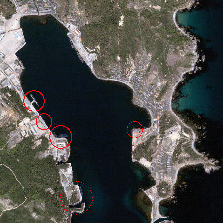 북한 핵심 해·공군기지 위성사진