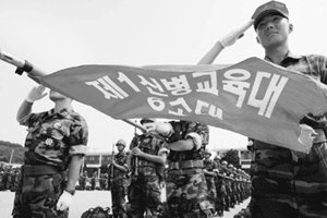 ‘1000期’ 맞는 대한민국 해병, 그들만의 세계