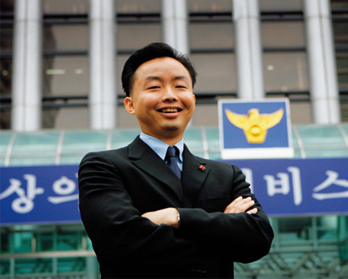 한국 경찰 최초의 국제형사재판소 수사관 김상우