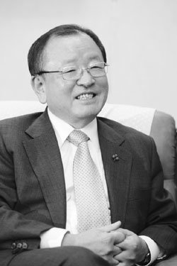 ‘폭풍우 속 경제 조타수’ 강만수 기획재정부 장관