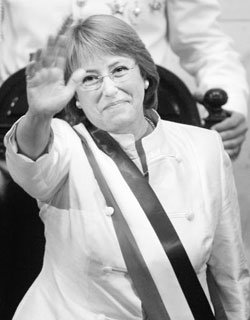미첼 바첼레트 칠레 최초 여성 대통령