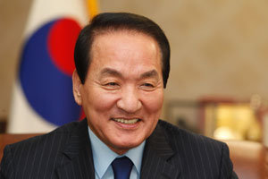 ‘한나라 원조’ 박창달 한국자유총연맹 총재