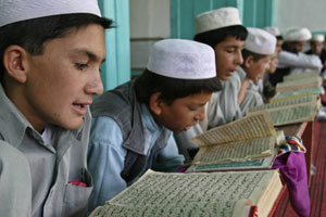 테러학교 된 이슬람 교육기관 ‘마드라사’ 폭탄배낭 메는 영국·미국의 엘리트 청년들