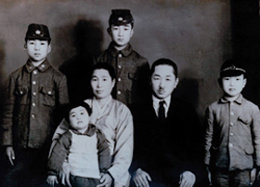 65년 전 가족사진