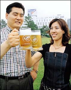탁구 스타 홍차옥씨 가족의 맥주공장 체험