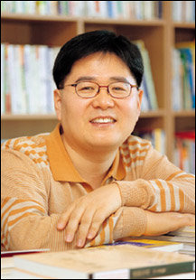 강남 ‘족집게 강사’에서 수학 동화 저자로 변신한 수학 박사 안재찬의 흥미진진 수학교육법