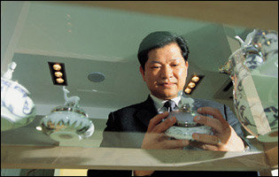 명품 도자기‘프라우나’로 세계 시장에 도전하는 한국도자기 전무 김영목