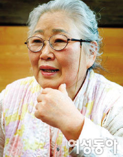 대한민국 한복 명장 1호 김영재 할머니의 바늘과 실로 이룬 60년