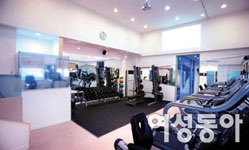 Hot fitness center