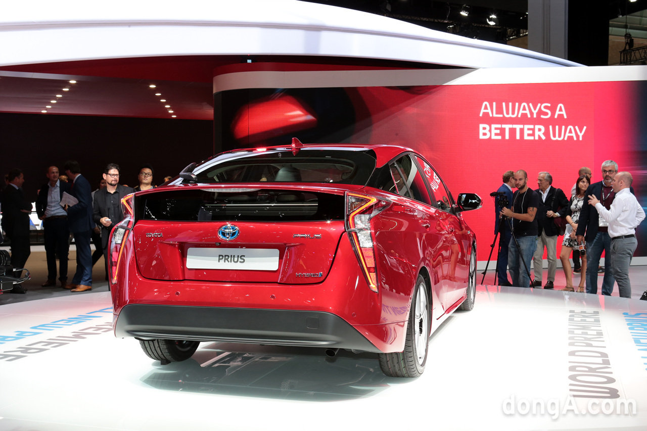도요타 신형 프리우스 美가격 공개···최고 3500만 원까지 : 비즈N