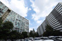 강남 재건축 아파트 3.3㎡당 1억 넘어