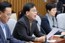 국힘 “李, 분당 아파트 보유 위선적…국민도 ‘똘똘한 한채’ 원해” 국힘 “李, 분당 아파트 보유 위선적…국민도 ‘똘똘한 한채’ 원해”