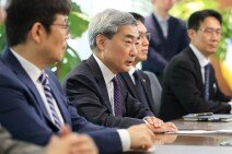 신현송, ‘다주택자’ 논란에 종로 오피스텔 처분…30억대 강남 아파트는 유지