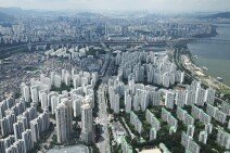 다주택자 최대한 집 많이 내놓게… ‘세입자 낀 집’ 거래 길 터줘