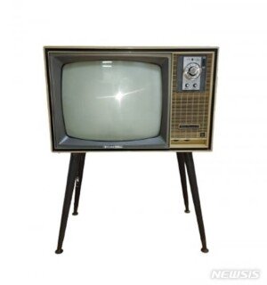 1966년 6만원대 ‘금성 TV’, 3140만 원에 낙찰