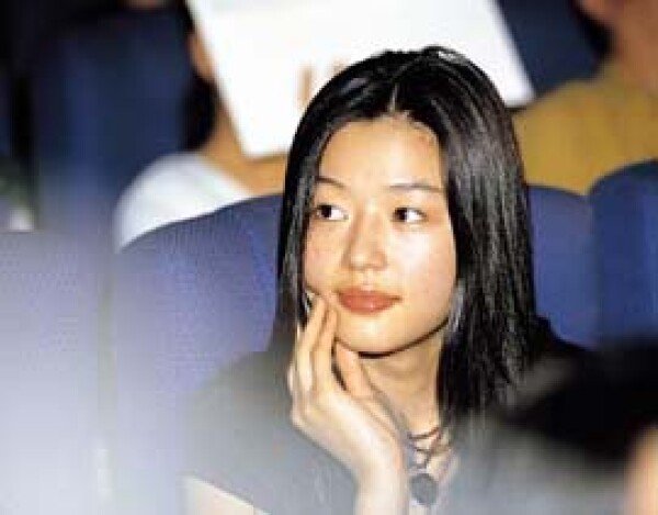 전지현 : 3 500ìµ ë íì¬ ëíë ì ì§í ë¨í¸ì ëë¼ì´ ì§ì / New 전지현 와이드핏 플리츠 팬츠.