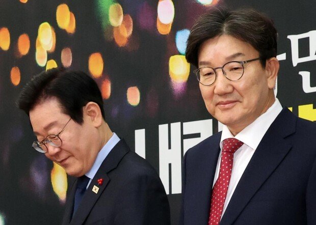 Parties wage a war to expand centrists’ support