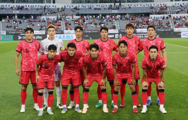South Korea sees promise in three-back strategy