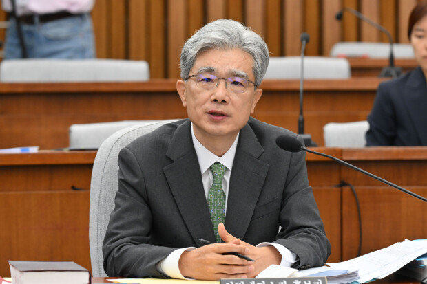 Court nominee opposes expanding judicial review system