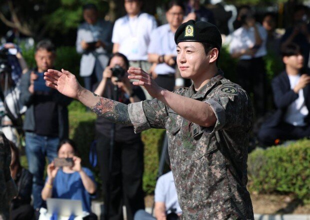 Trespass, break-in attempts reported at Jung-kook\