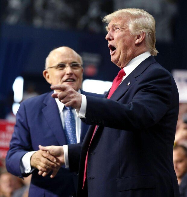 Trump awards presidential freedom medal to Giuliani