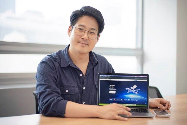 Kim introduces Eoding’s services via the company’s website. / Source=IT dongA