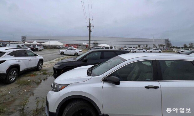 Factory Halted after U.S. Immigration Raids Detain Workers