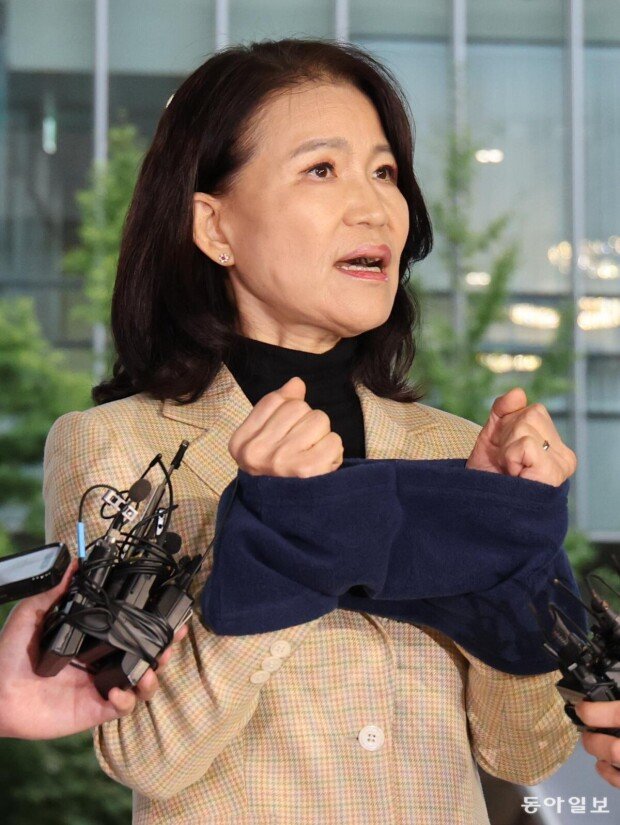 Seoul police detain ex-communications chief Lee Jin-sook