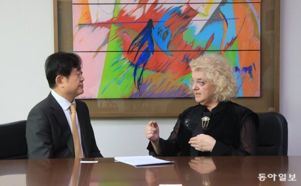 Nobel physics advisor calls for Korea’s research reform